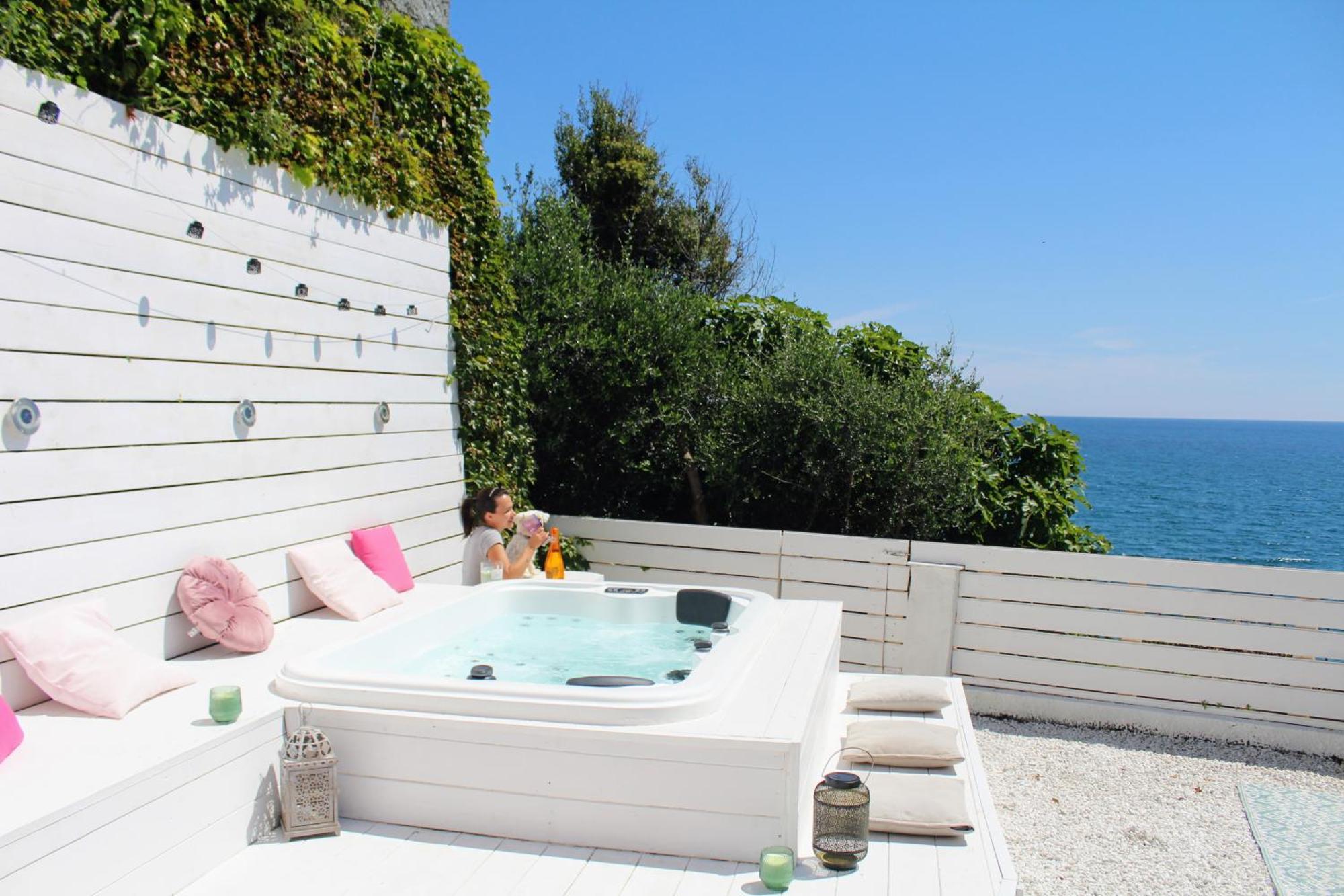 CONCA VERDE BEACHFRONT LITTLE VILLA c21- jacuzzi pool Marina dʼMarina dʼAndora Exterior foto